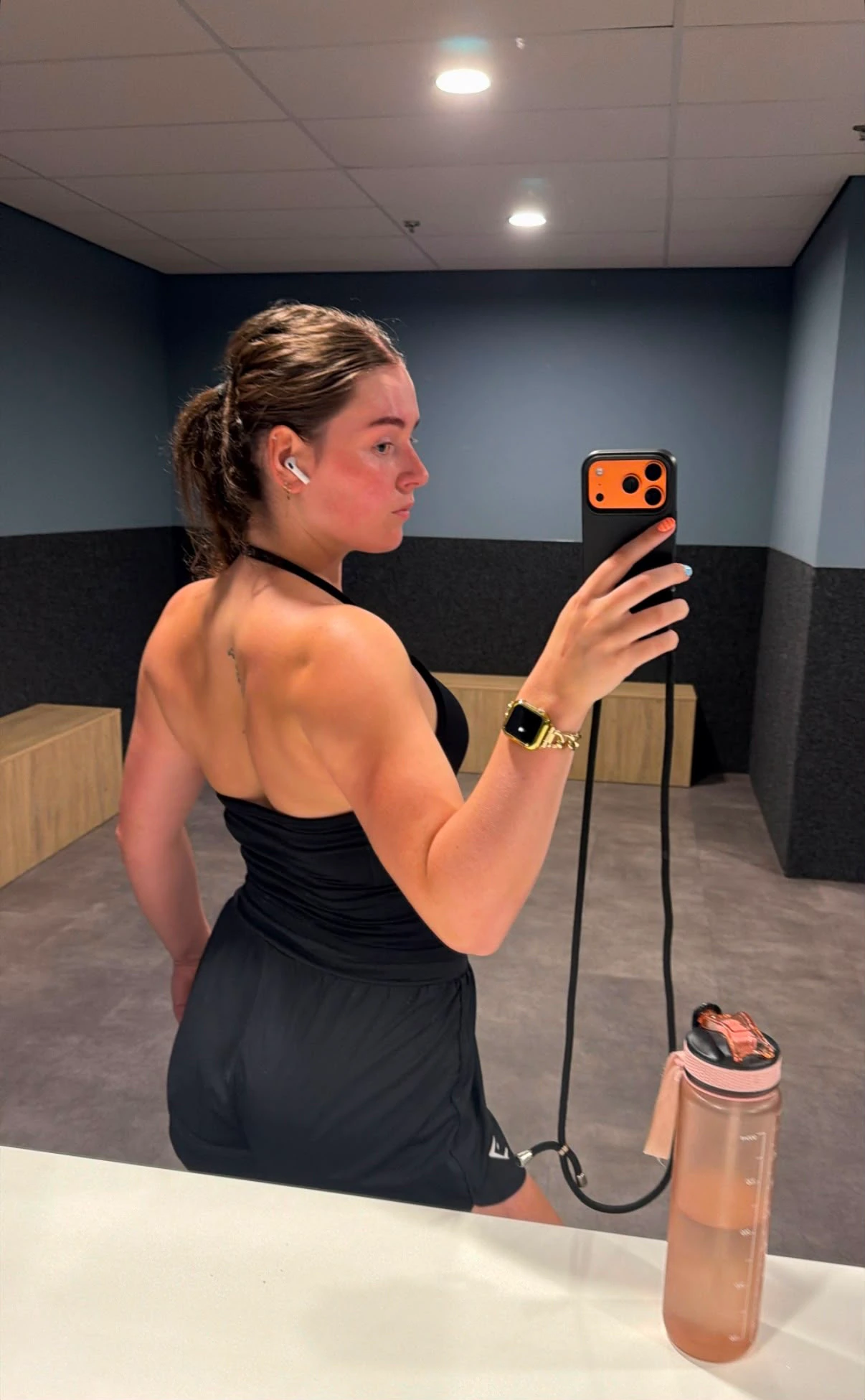MANDY, Atleet